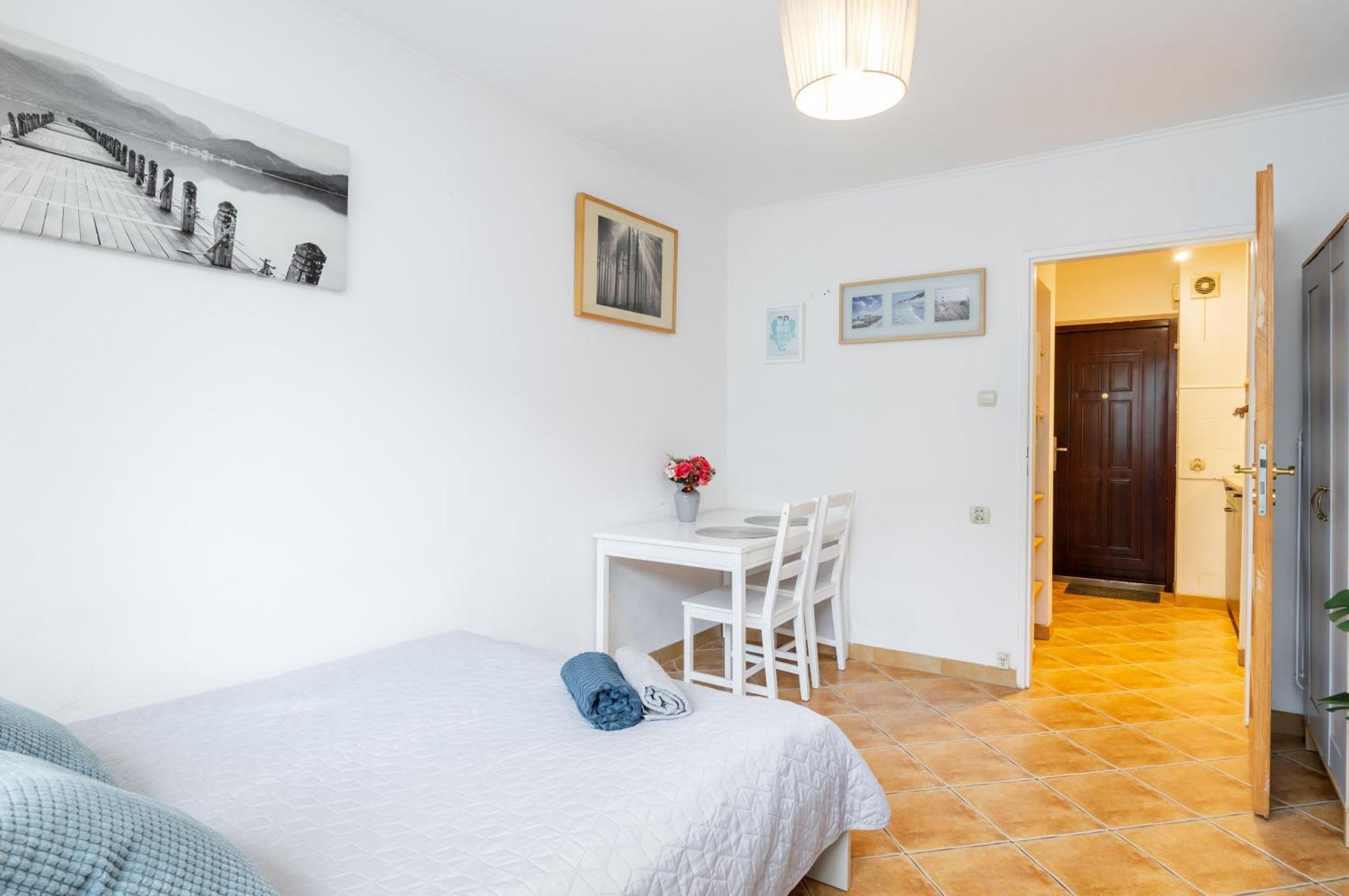 Cinnamon Apartment Metro Swietokrzyska Varsóvia Exterior foto