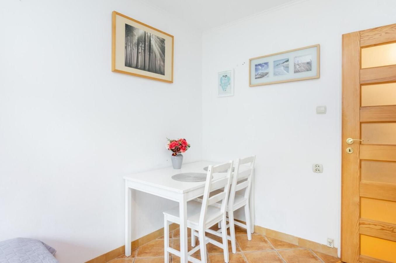 Cinnamon Apartment Metro Swietokrzyska Varsóvia Exterior foto